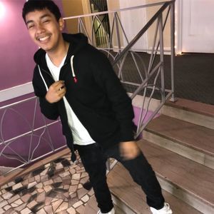 Meet your Posher, Juan